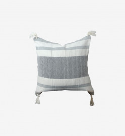 Mauris sed sapien ac urna